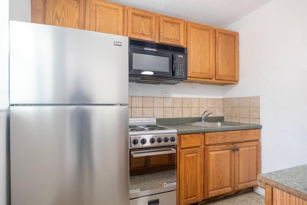 Апартаменты Lovely 2 Bed 1 Bath Near Las Olas W/Free Parking! Форт-Лодердейл Экстерьер фото